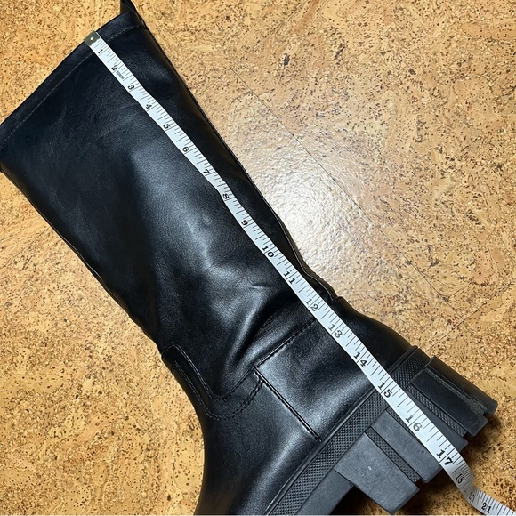 Zara Wm’s Lug Sole Pull On High Boots In Black Sz 39 EU Sz 8 US - Picture 14 of 16